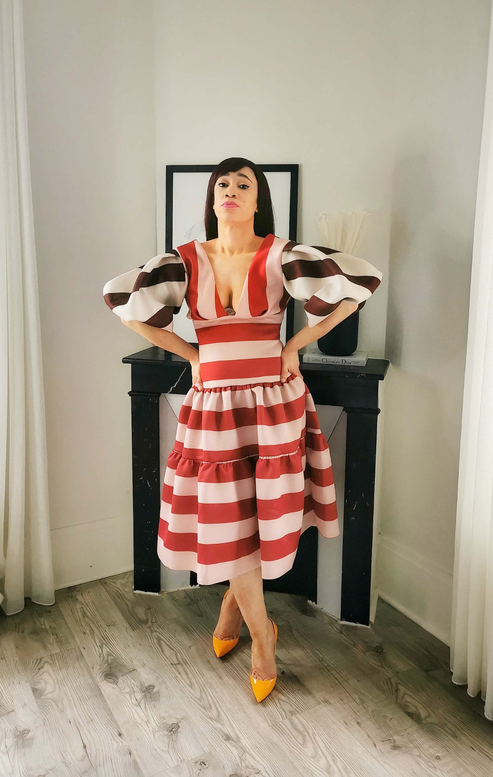 Robe Grise à Manches Bouffantes - Taille 34/36 - Longueur Au Genou - Occasion Très Bon état - Style Robe Pull