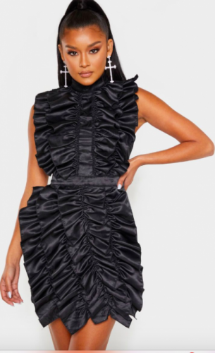 robe à volants prettylittlething